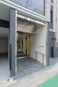 16/16 エントランス