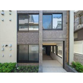 3/3 エントランス