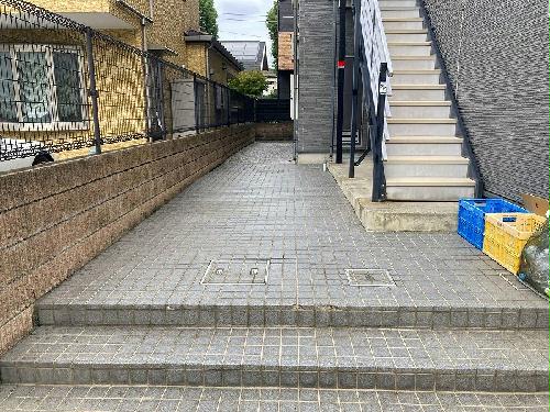 2/2 エントランス