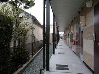 13/22 エントランス