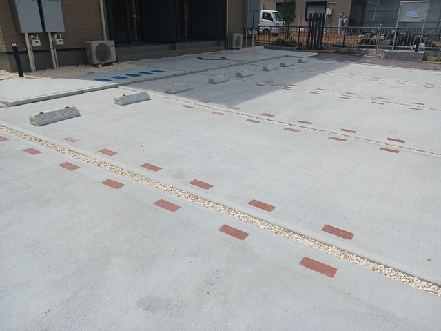 16/22 駐車場