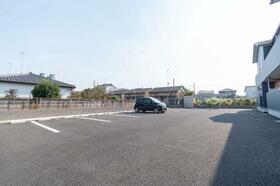 14/14 駐車場