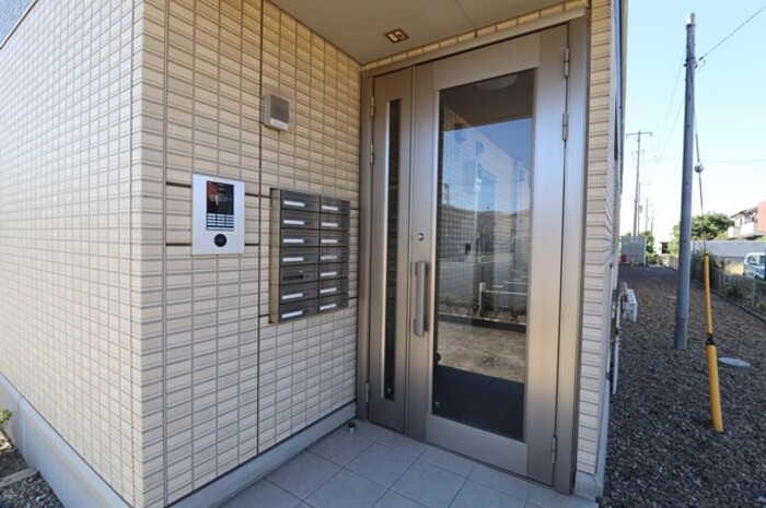 18/20 エントランス