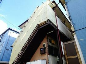 松林コーポの外観