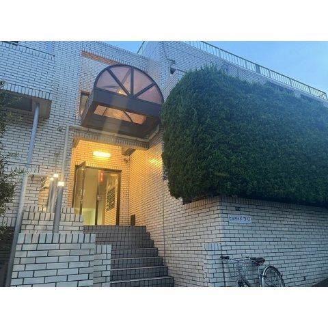 3/7 エントランス