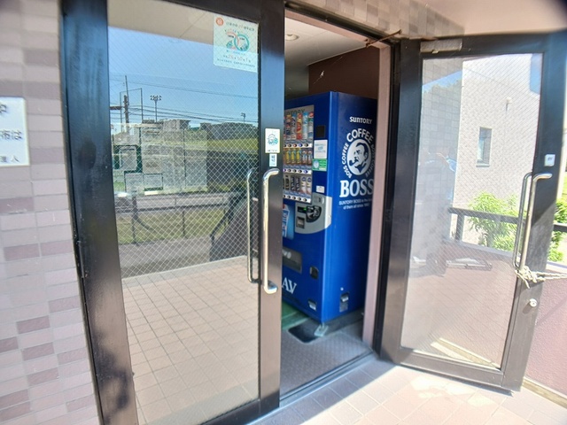 14/20 エントランス