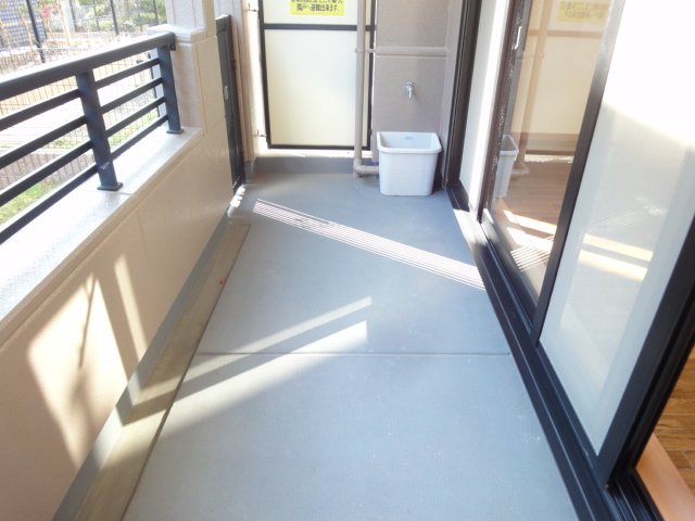 16/30 バルコニー