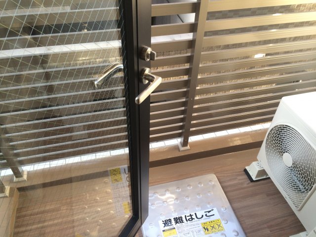 13/16 バルコニー