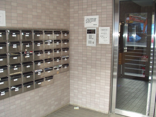 16/26 エントランス