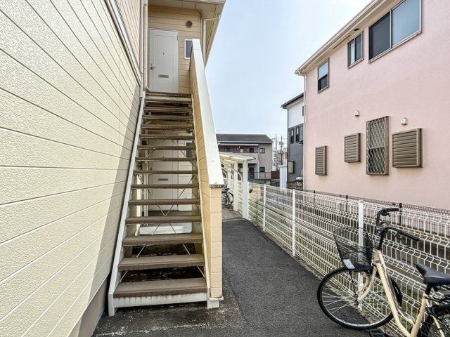 21/24 エントランス