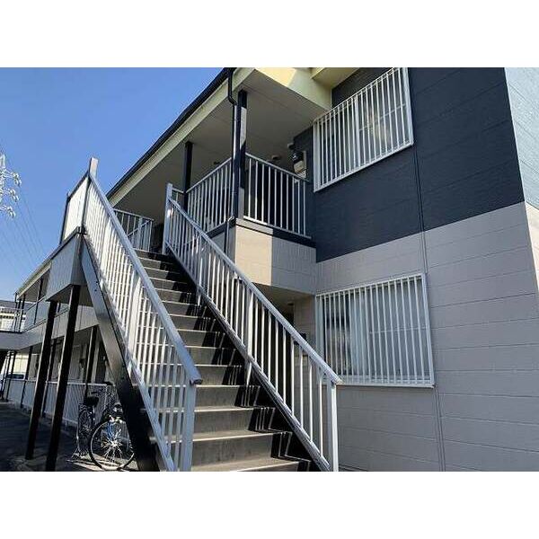 14/15 エントランス