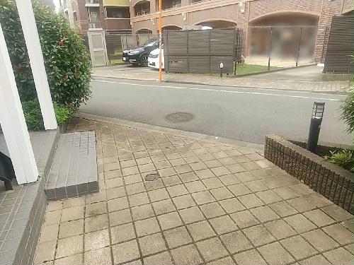 14/14 エントランス