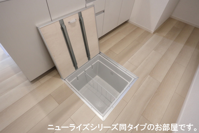 モナ　ｂの収納