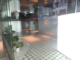 3/5 エントランス