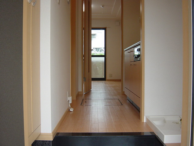 22/30 エントランス