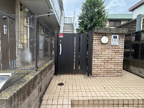 13/13 エントランス