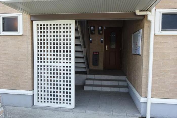 18/20 エントランス