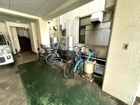 2/2 エントランス