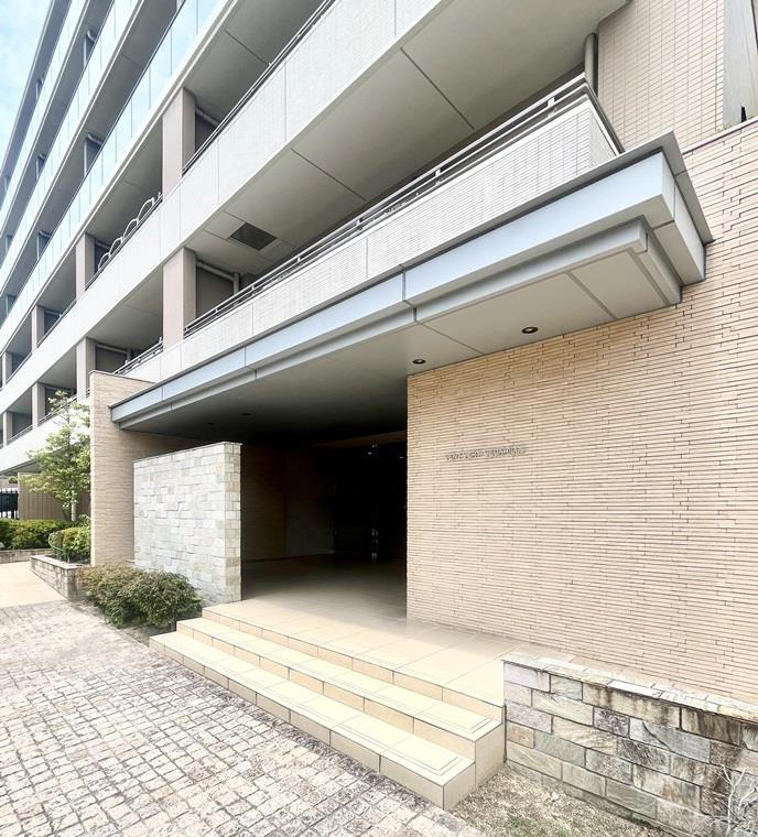 2/3 エントランス