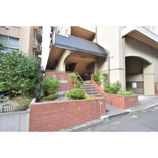 2/11 エントランス