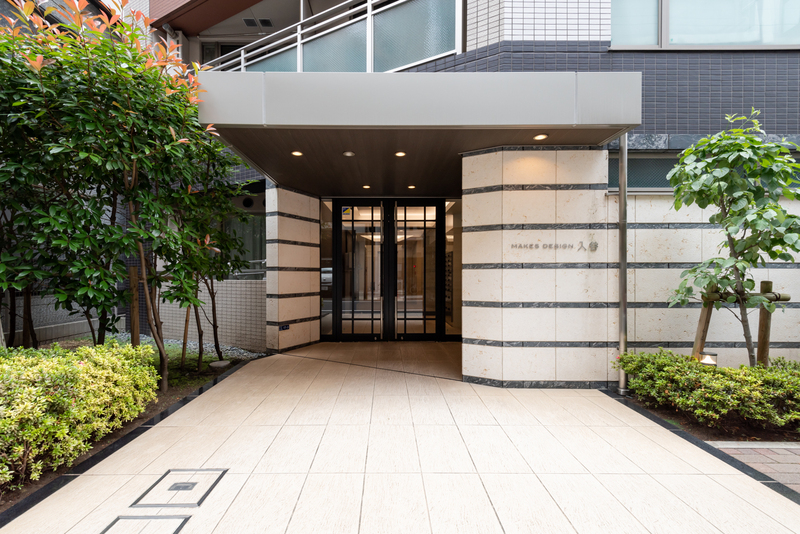 5/5 エントランス