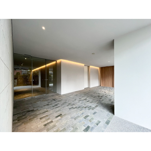 2/10 エントランス