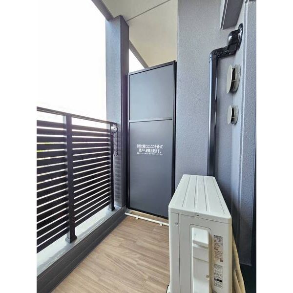 11/12 バルコニー