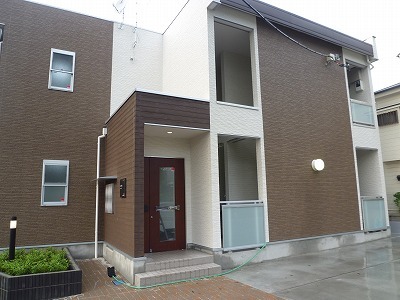 18/18 エントランス