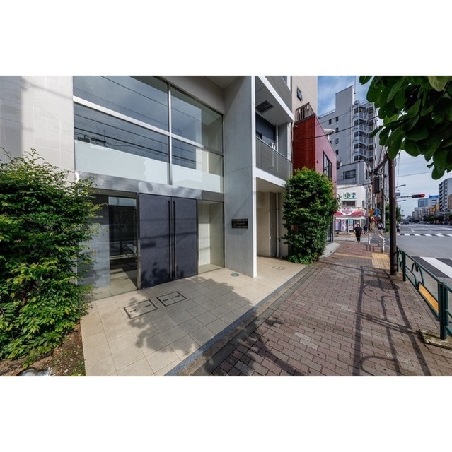 3/8 エントランス