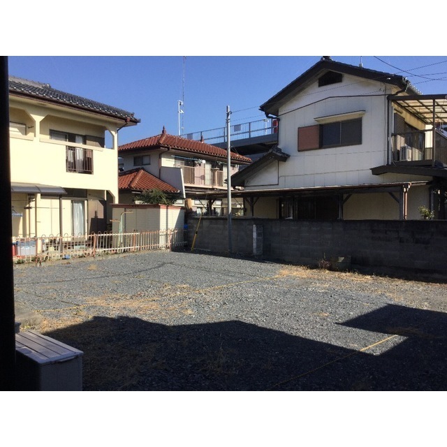 13/14 エントランス