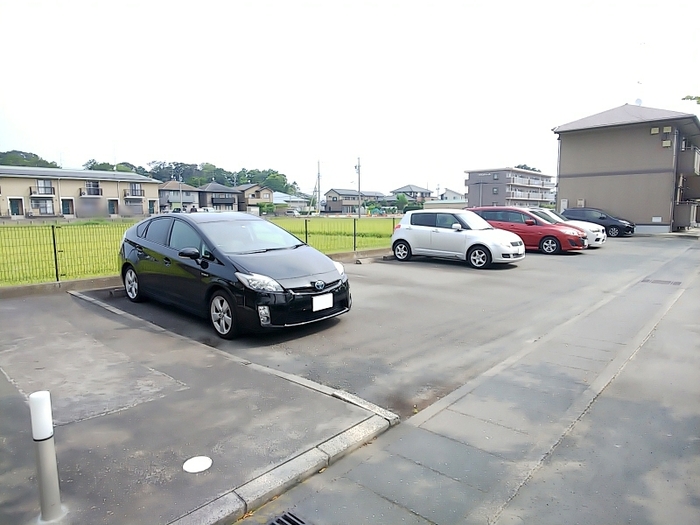 19/22 駐車場