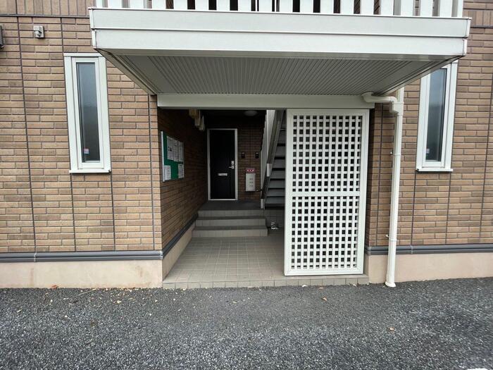 19/22 エントランス