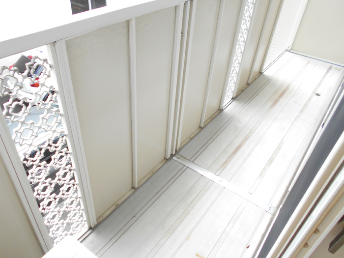 17/27 バルコニー