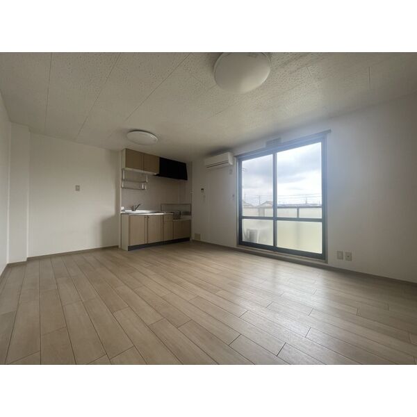 4/13 リビング/ダイニング