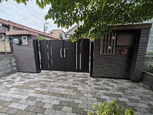 14/14 エントランス