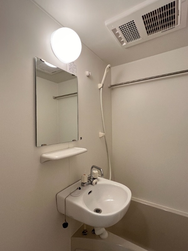 15/20 浴室