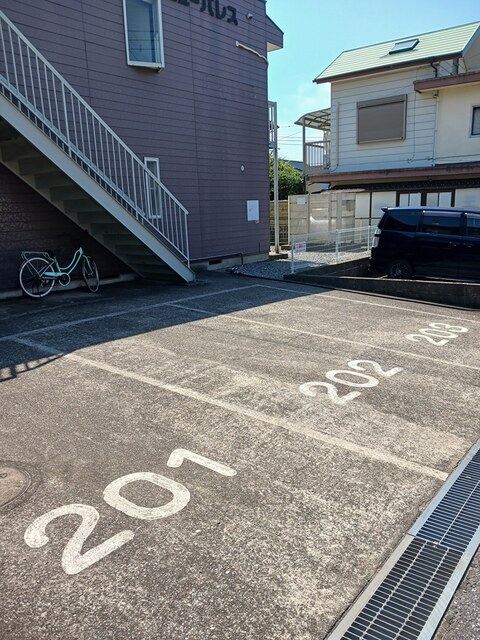 14/20 駐車場