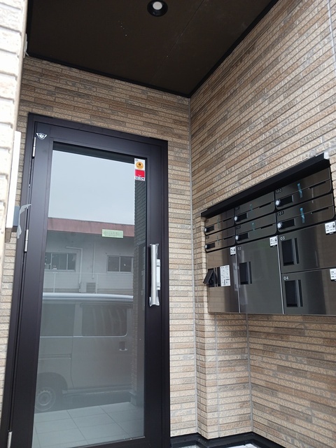 14/20 エントランス