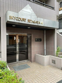 16/26 エントランス