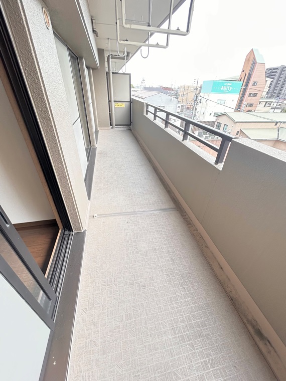 14/17 バルコニー