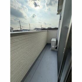 13/23 バルコニー