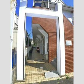 14/14 エントランス