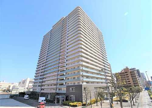 東京マスタープレイスの外観