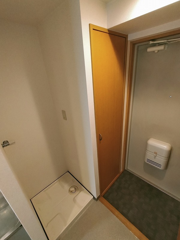 14/30 室内
