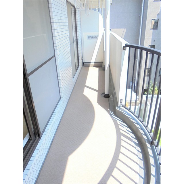 20/30 バルコニー