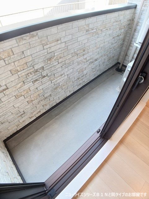 13/15 バルコニー