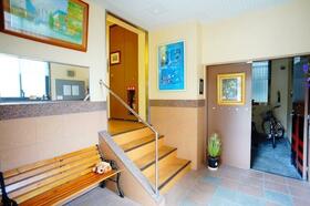 19/19 エントランス