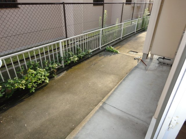 20/30 バルコニー