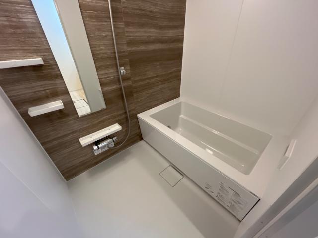 14/30 浴室