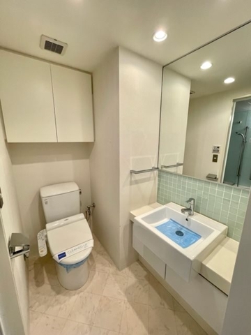 17/25 エントランス